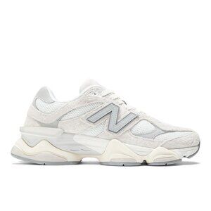 New Balance 9060 - Moonbeam Sea Salt